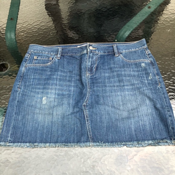 Distressed Frayed-Hem Jean Mini Skirt - Picture 1 of 7